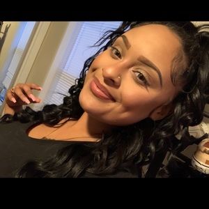 Meet your Posher, Rachelle